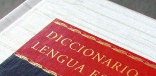 LA RAE LE SIGUE DICIENDO NO A LA E EN EL SUPUESTO "LENGUAJE INCLUSIVO"