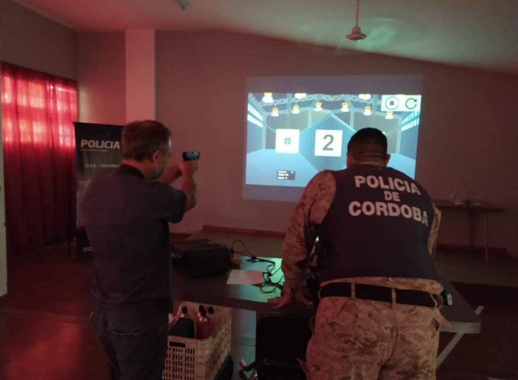 Polígono virtual: nuevo sistema de capacitación para policías