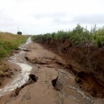 5 FAMILIAS ISLADAS POR LA INUNDACION EN SUS CAMPOS carnerillo