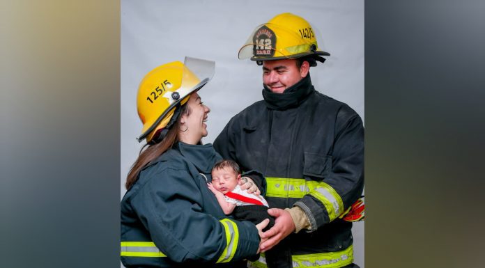 LA PEQUEÑA BOMBERITA HOY ES LA NOTICIA DEL DÍA