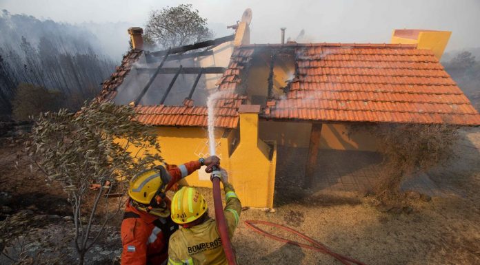 TODAS LAS FUERZAS TRABAJAN EN LOS CUATRO FOCOS DE INCENDIO ACTIVOS