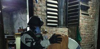 DETIENEN A UN HOMBRE QUE VENDÍA DROGAS CON SU HIJA