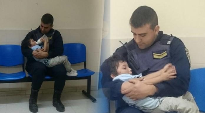 MURIO EN UN ACCIDENTE EL POLICIA QUE HABIA AYUDADO A UN NIÑO EN LA CALLE EN 2016