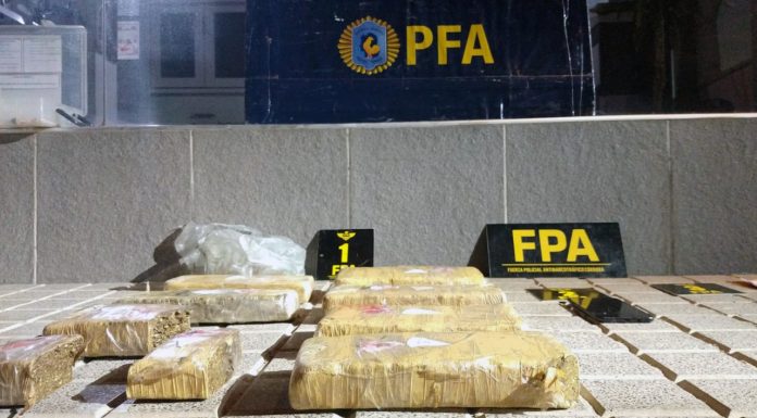 SECUESTRAN ARMAS Y LADRILLOS DE MARIHUANA EN VILLA MARÍA, ONCATIVO Y CÓRDOBA