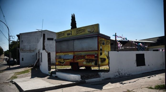 FALLECIO ELECTROCUTADO AL INTENTAR TOMAR AGUA DE UNA CANILLA SOBRE LA CALLE