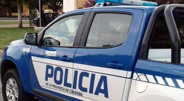 CREYERON QUE DORMIA PERO ESTABA SUFRIENDO UN ACV. EL POLICIA ESTA INTERNADO