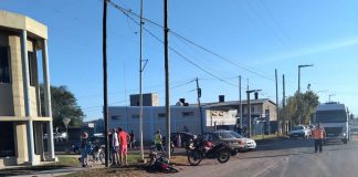 Lesionados en un accidente: Tres en una moto, uno de ellos menor de edad