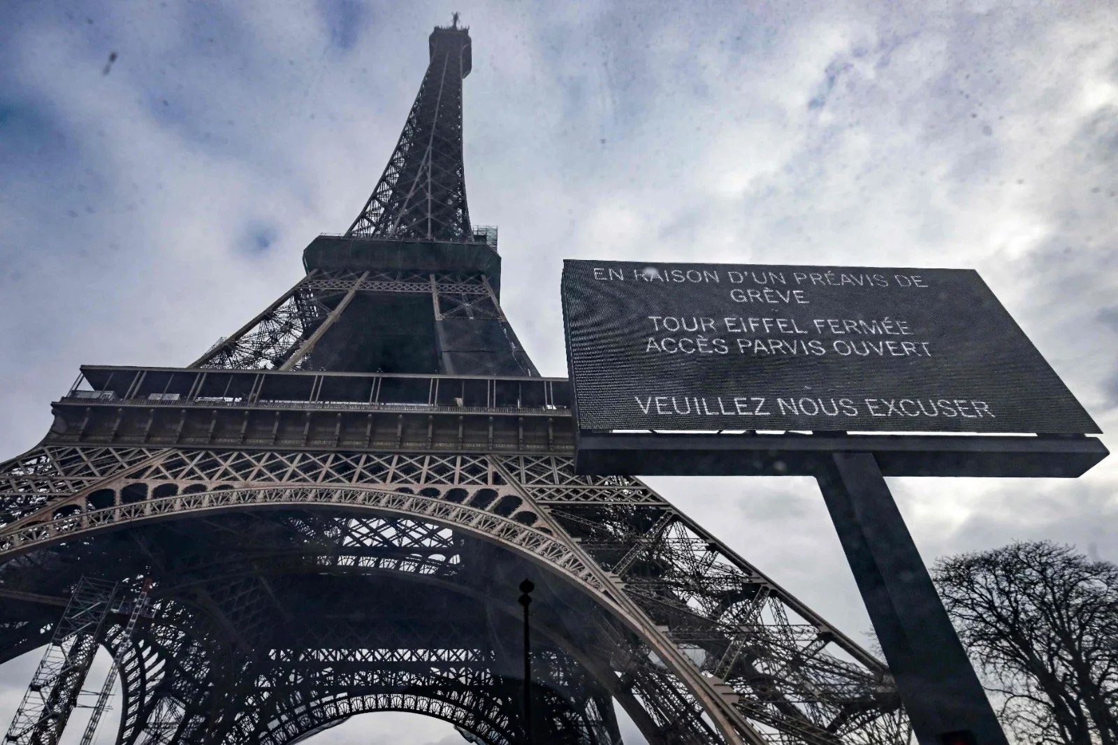 La historia de la Torre Eiffel: el desafío técnico y humano que dio origen al símbolo de Paris