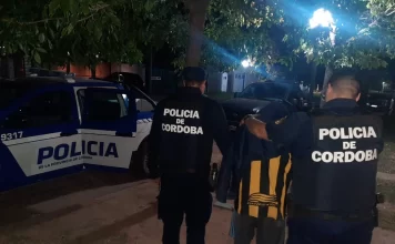 Detienen a un hombre por violencia familiar y secuestran gran cantidad de marihuana en su departamento