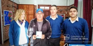 Excombatiente de Malvinas recibe su DNI con la leyenda “héroe de la guerra”