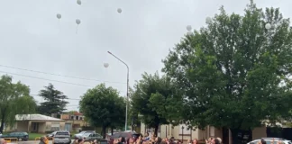 Emotivo homenaje a la fallecida directora Silvina Odetti de la Escuela Coronel Domingo Gay