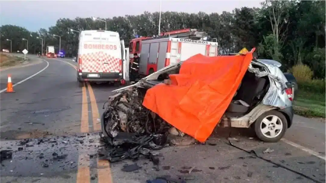 Dos accidentes en la Ruta 158: un joven fallecido y otro ciudadano gravemente herido