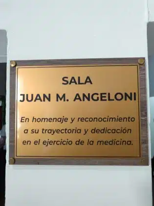Un legado de salud y servicio: El emotivo homenaje al Dr. Juan M. Angeloni en Dalmacio Vélez