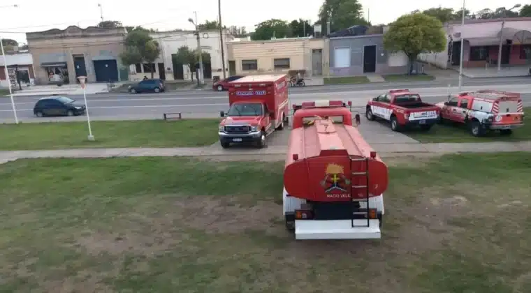 25 años de sacrificio, valor y abnegación: La comunidad celebra el legado de sus bomberos