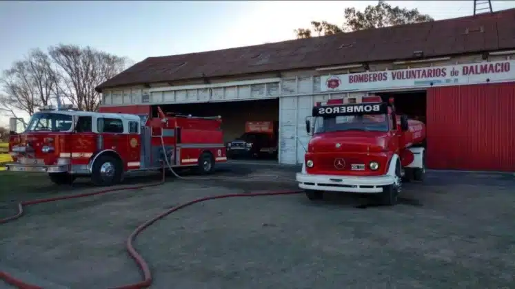 25 años de sacrificio, valor y abnegación: La comunidad celebra el legado de sus bomberos