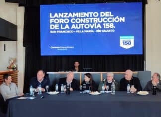 En General Deheza se lanzó el Foro para la Construcción de la Autovía 158, con la presencia de líderes regionales