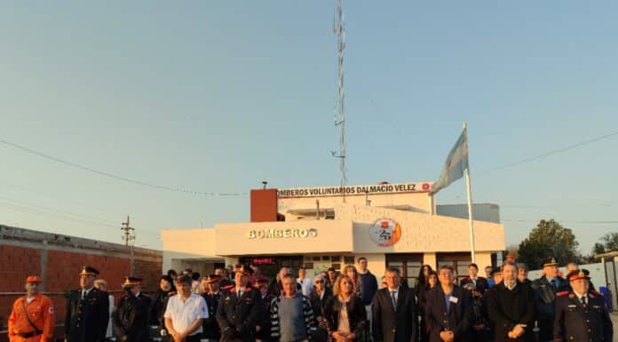 25 años de valentía y servicio: Bomberos Voluntarios de Dalmacio Vélez celebran su historia