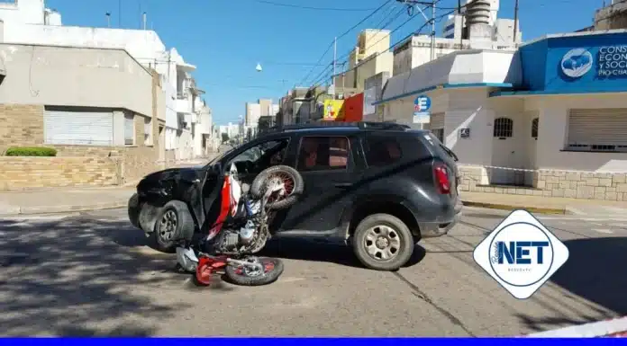 Motociclista gravemente herida tras colisionar contra una camioneta en Río Cuarto