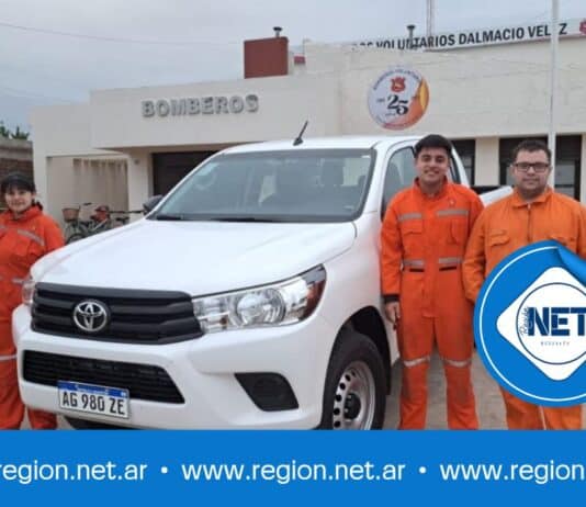 Bomberos Voluntarios de Dalmacio Vélez estrenan camioneta 0 Km