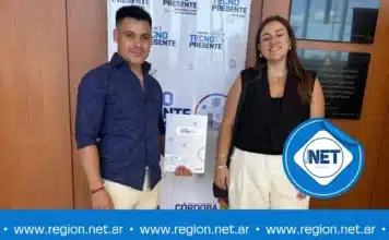 Escuela Rural de Carnerillo recibe una computadora en encuentro "Tecno Presente"