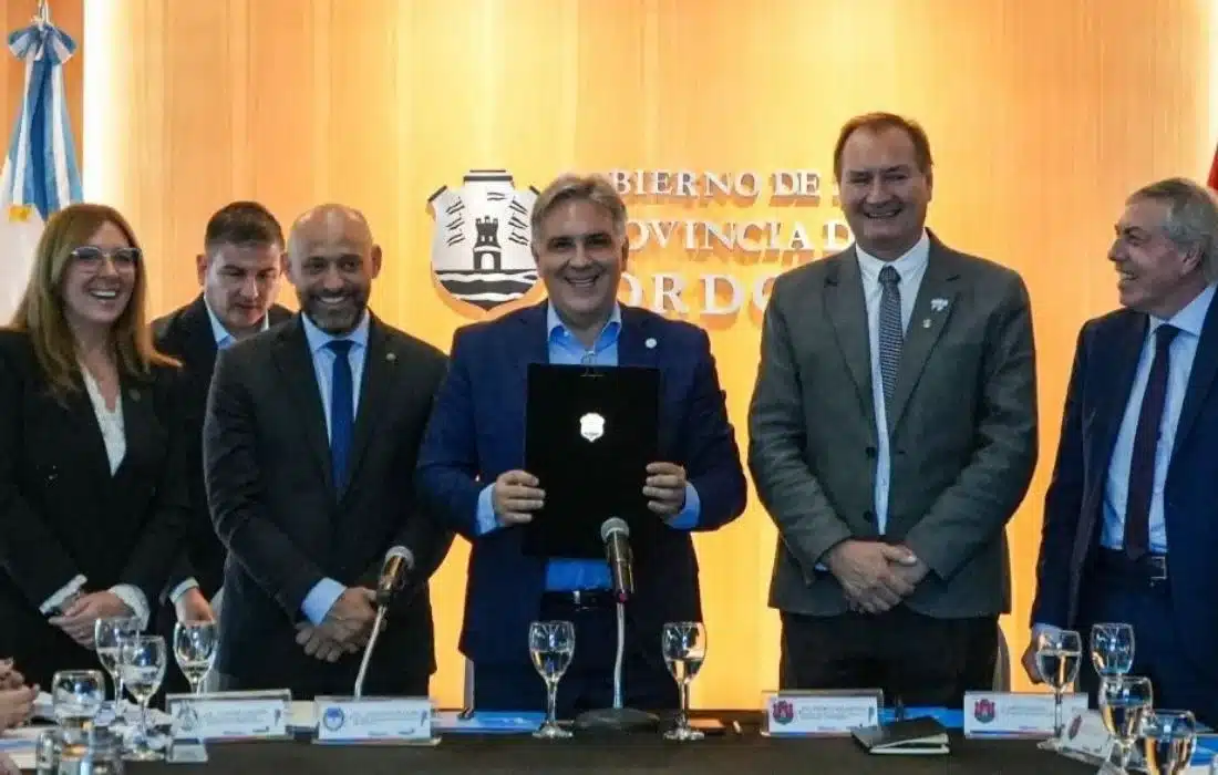 Córdoba avanza en logística: tendrá su propio espacio en el puerto de Santa Fe