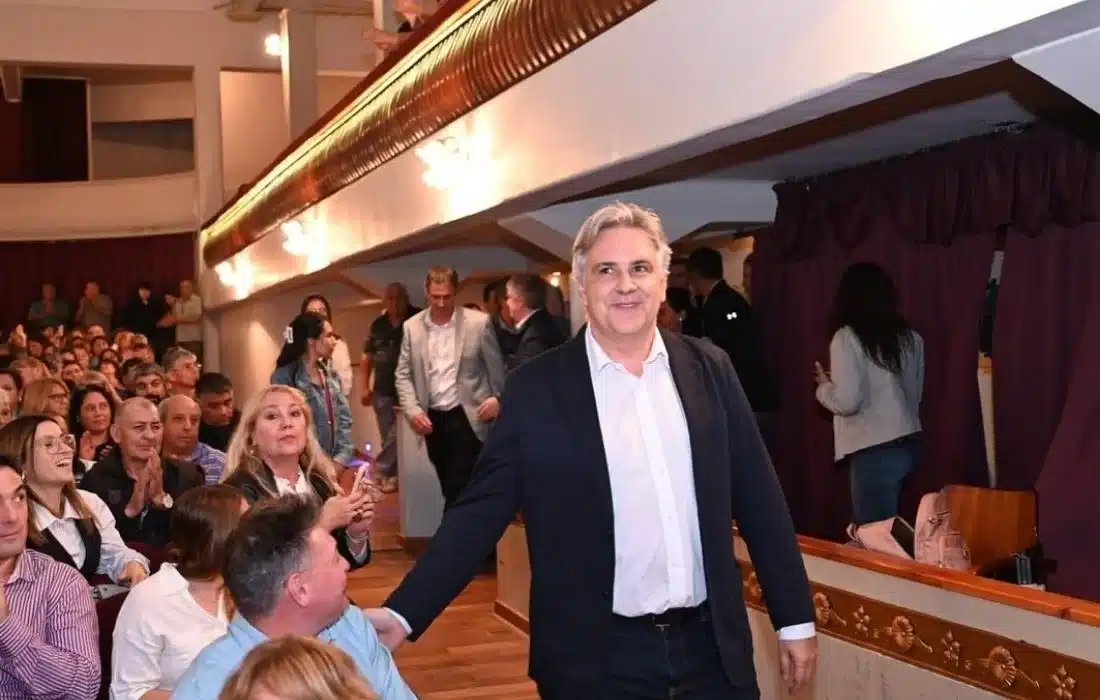 Llaryora en General Cabrera: además de entregas se comprometió por otros $400 millones en inversión Llaryora en General Cabrera: además de entregas se comprometió por otros $400 millones en inversión