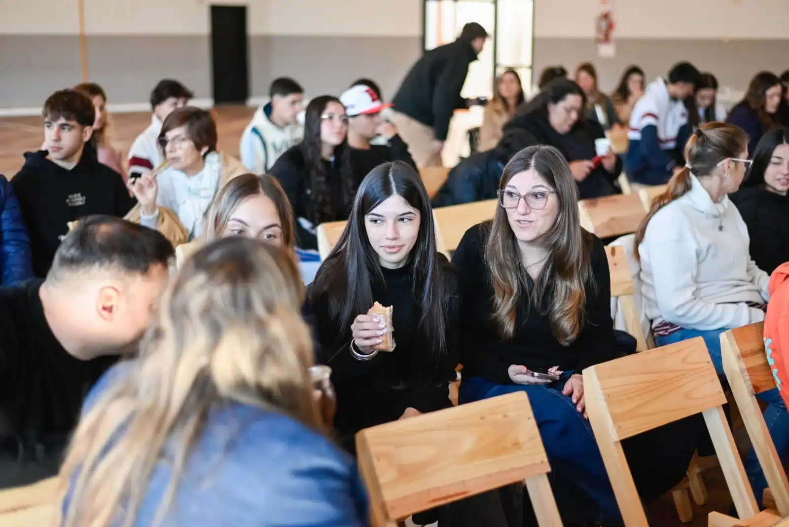 Más de 100 jóvenes participaron del Foro de Estudiantes Secundarios en General Deheza