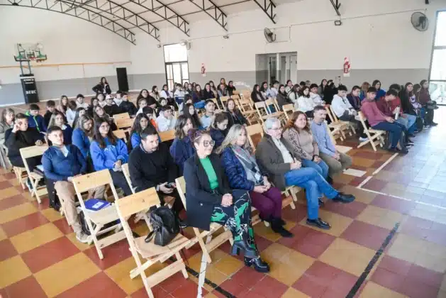 Más de 100 jóvenes participaron del Foro de Estudiantes Secundarios en General Deheza