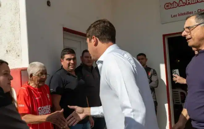 Importante aporte del Gobierno de Córdoba al Club Huracán de Las Isletillas