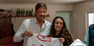Importante aporte del Gobierno de Córdoba al Club Huracán de Las Isletillas