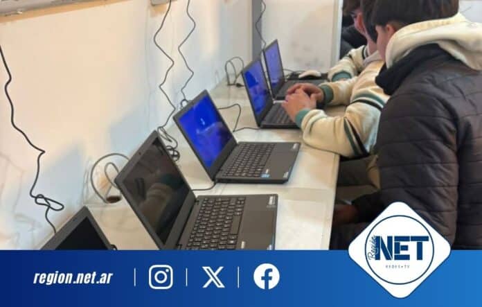 Ya funciona la red WiFi y el nuevo gabinete de computación en el IPPFA de Las Perdices